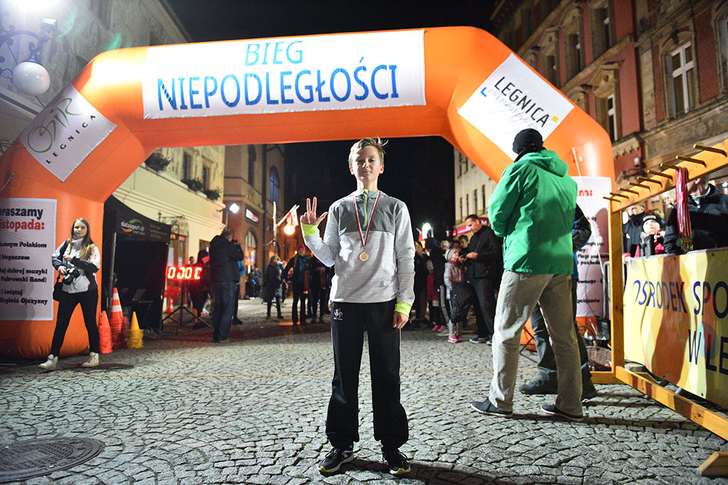Legnicki Bieg Niepodległości wygrał Tomasz Sobczyk z Wrocławia