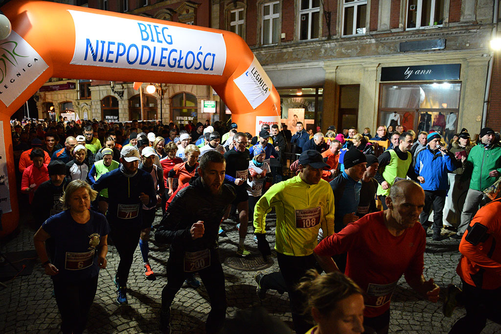 Legnicki Bieg Niepodległości wygrał Tomasz Sobczyk z Wrocławia