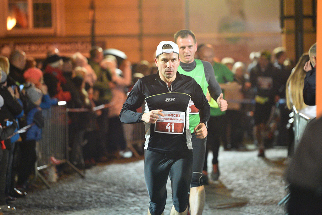 Legnicki Bieg Niepodległości wygrał Tomasz Sobczyk z Wrocławia