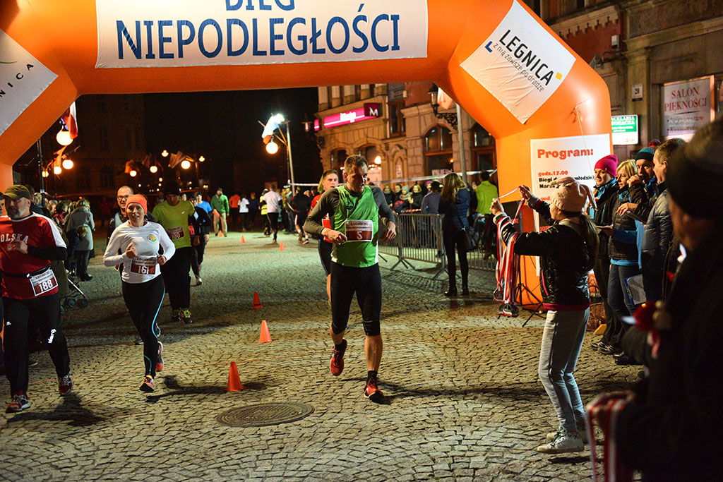 Legnicki Bieg Niepodległości wygrał Tomasz Sobczyk z Wrocławia