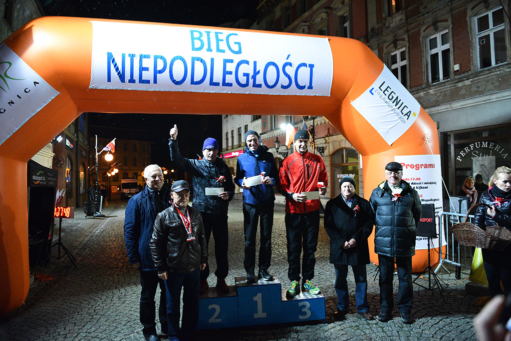 Legnicki Bieg Niepodległości wygrał Tomasz Sobczyk z Wrocławia