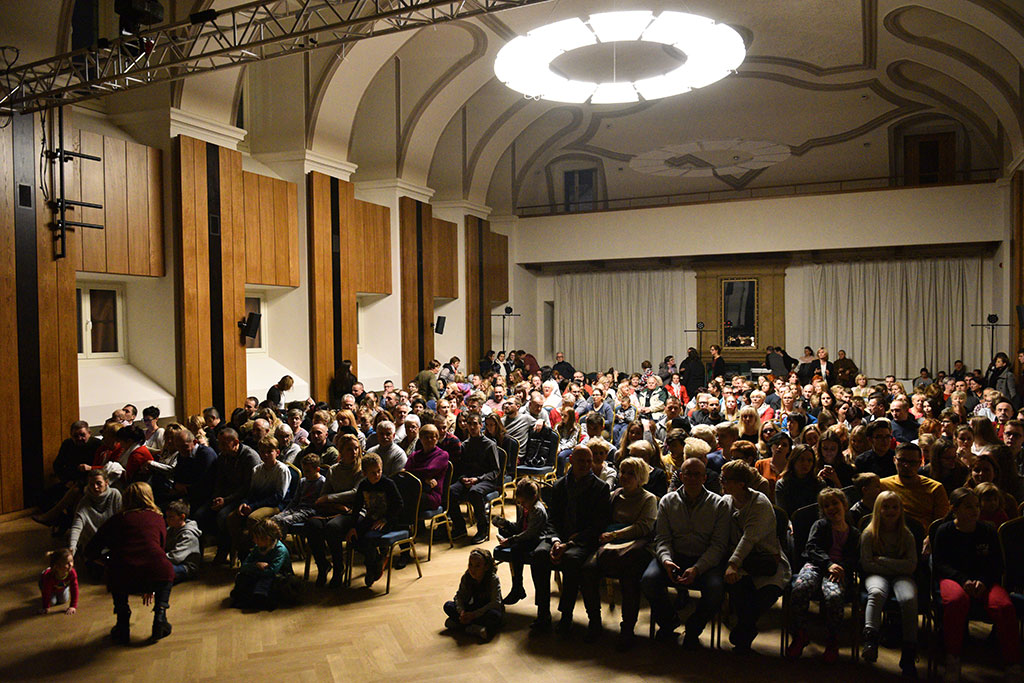 Widowisko Teatru Avatar z okazji Święta Niepodległości ️