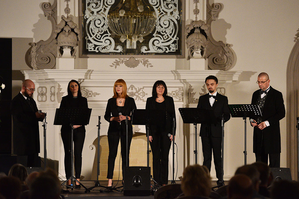 Spirituals Singers Band zaśpiewał największe utwory patriotyczne