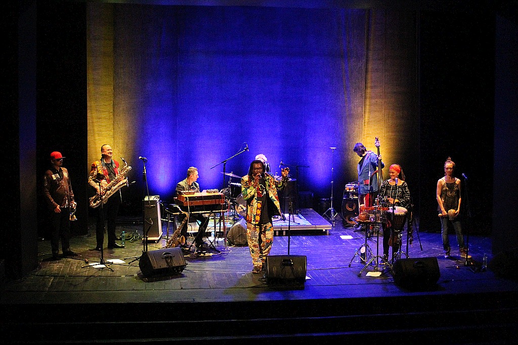 Koncert Mamadou&Sama Yoon „Bo my, Polacy” w legnickim teatrze