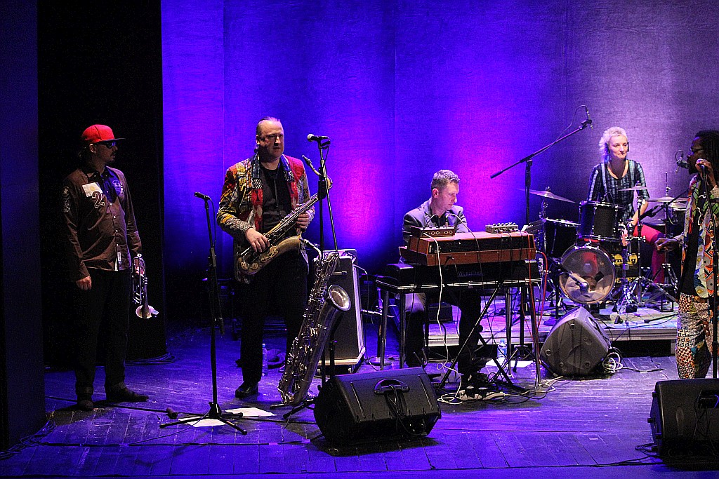 Koncert Mamadou&Sama Yoon „Bo my, Polacy” w legnickim teatrze