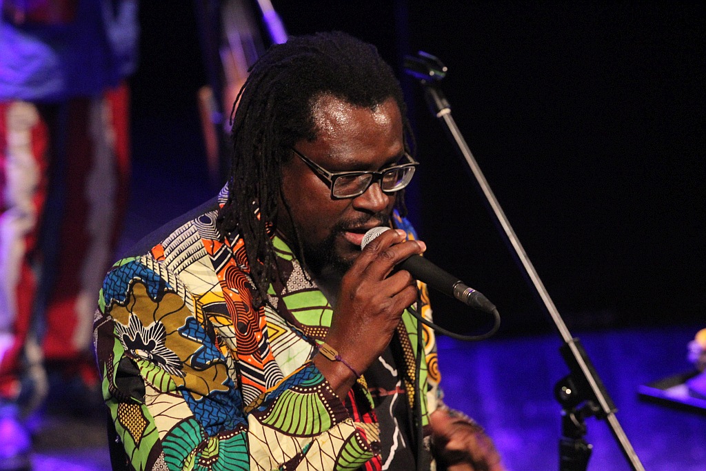 Koncert Mamadou&Sama Yoon „Bo my, Polacy” w legnickim teatrze