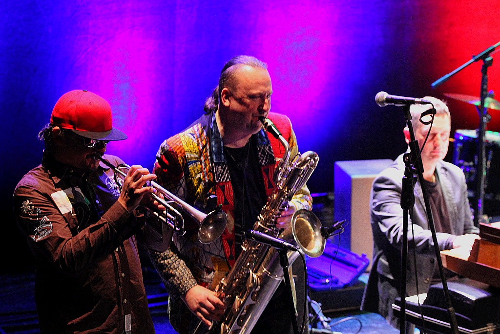 Koncert Mamadou&Sama Yoon „Bo my, Polacy” w legnickim teatrze