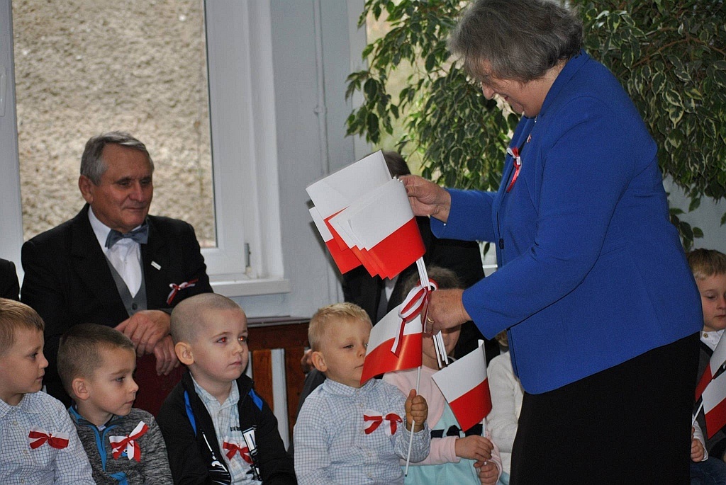 Uroczyste świętowanie 99. rocznicy niepodległości w gminie Ruja