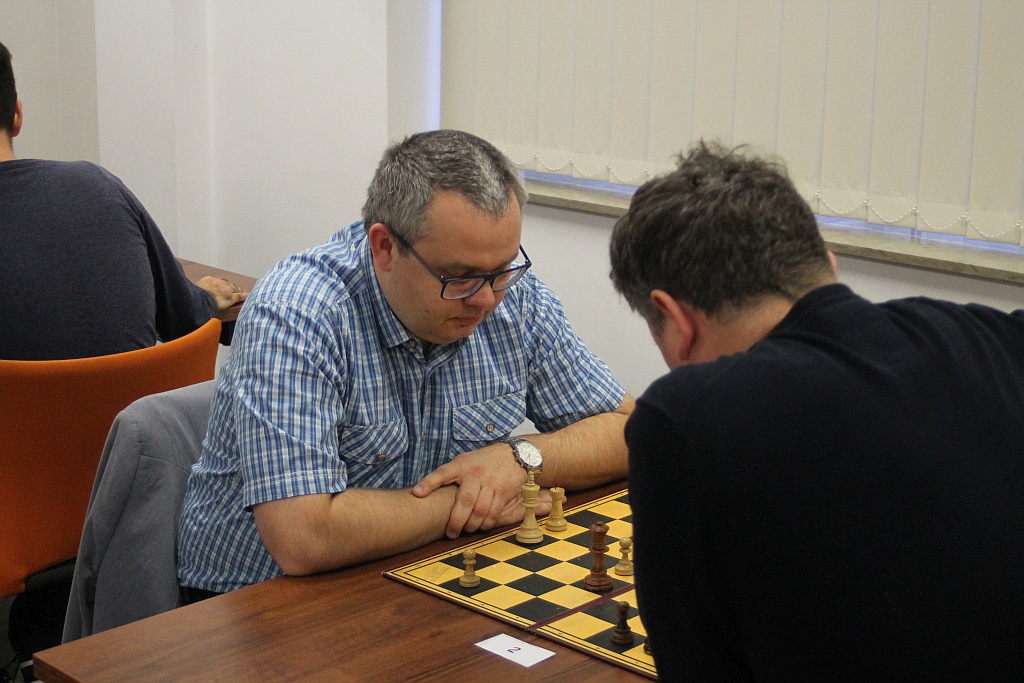 Pracownicy KGHM grali w szachy w Letia Business Center