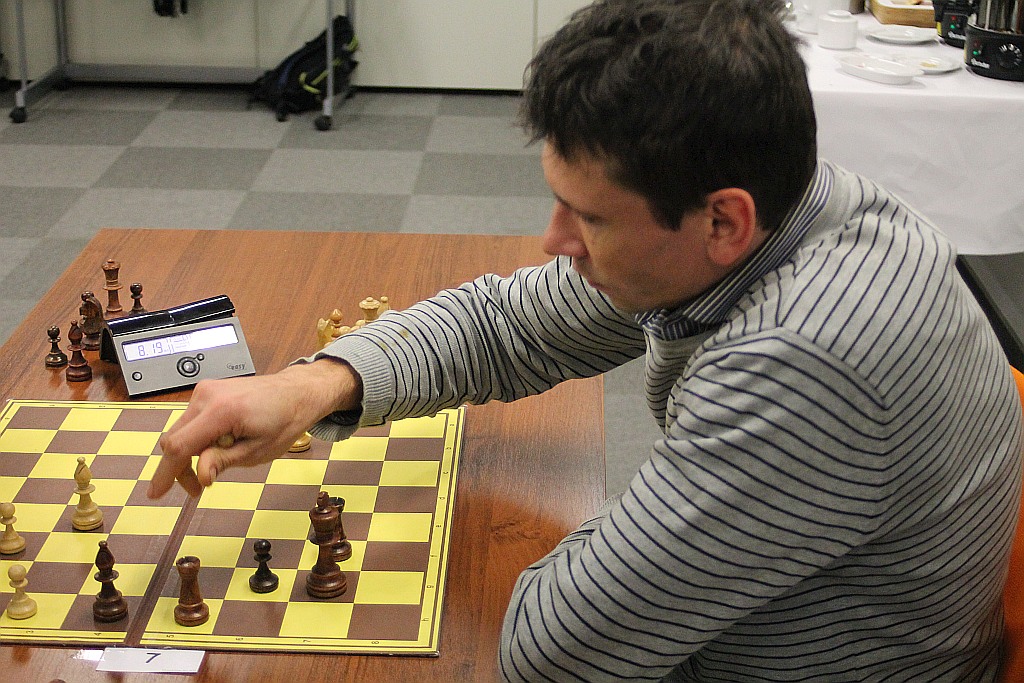 Pracownicy KGHM grali w szachy w Letia Business Center