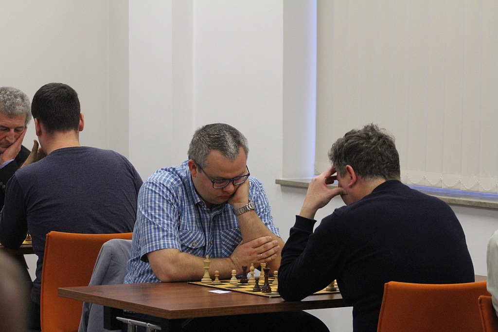 Pracownicy KGHM grali w szachy w Letia Business Center