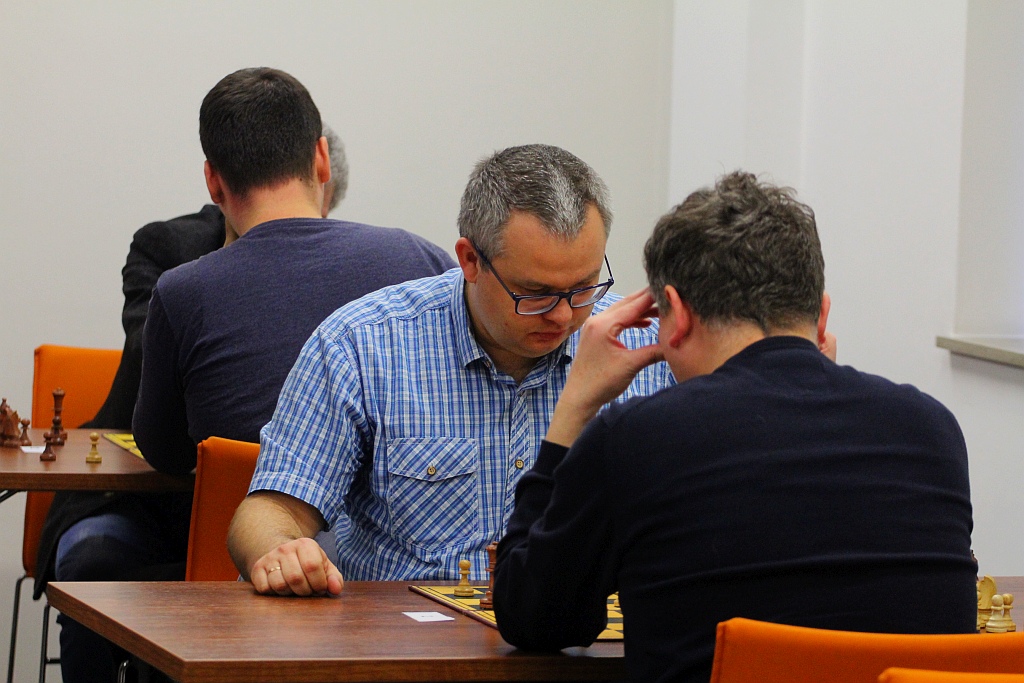 Pracownicy KGHM grali w szachy w Letia Business Center
