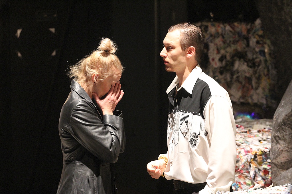 Biesy w reżyserii Jacka Głomba na jubileusz teatralny
