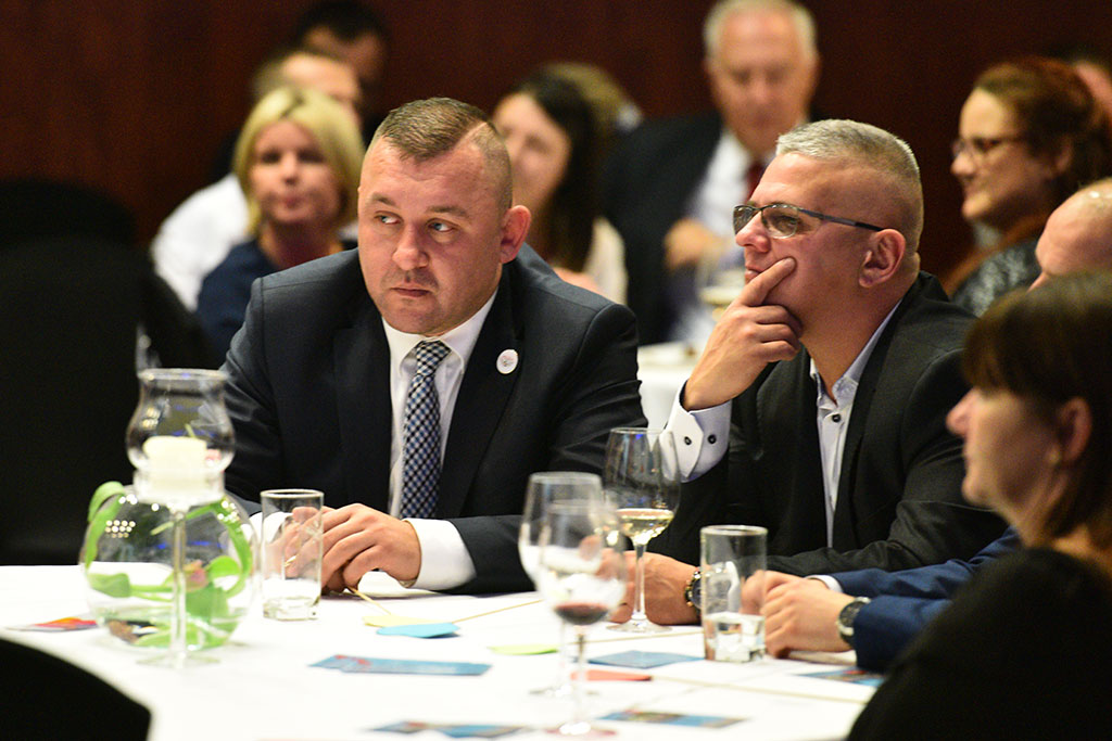 Rekordowa kwota na aukcji na rzecz Stowarzyszenia Otwórz Serce