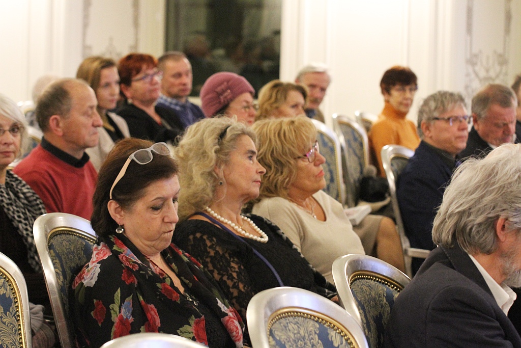 W Sali Królewskiej odbyła się promocja Szkiców Legnickich