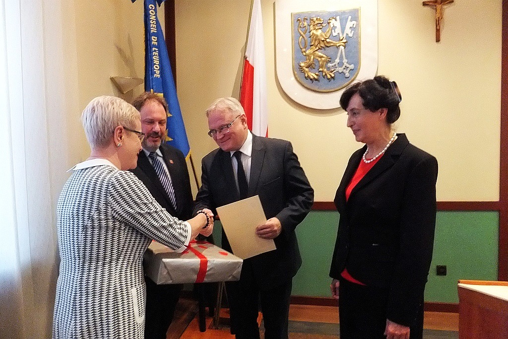 Honorowi dawcy krwi zaproszeni do legnickiego urzędu