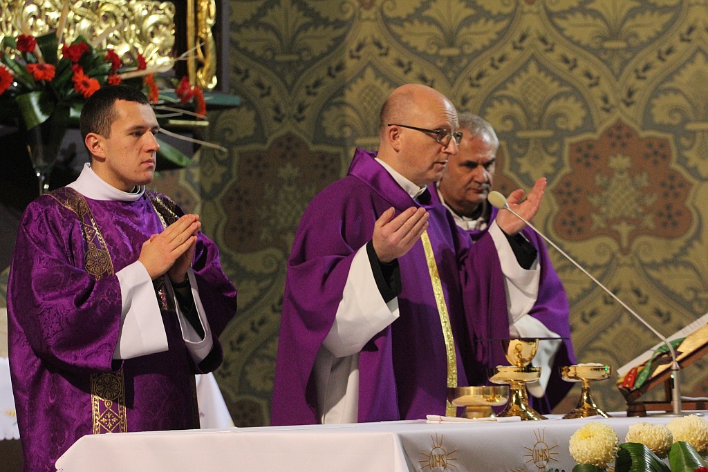 Blisko tysiąc osób przyszło pożegnać Marka Podskalnego