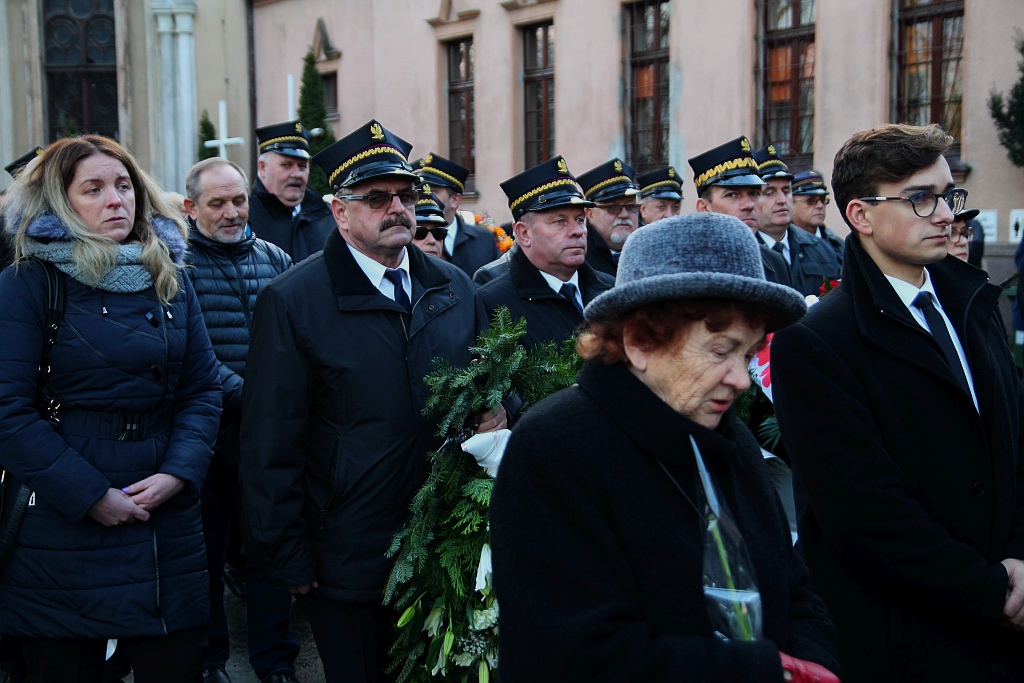 Blisko tysiąc osób przyszło pożegnać Marka Podskalnego