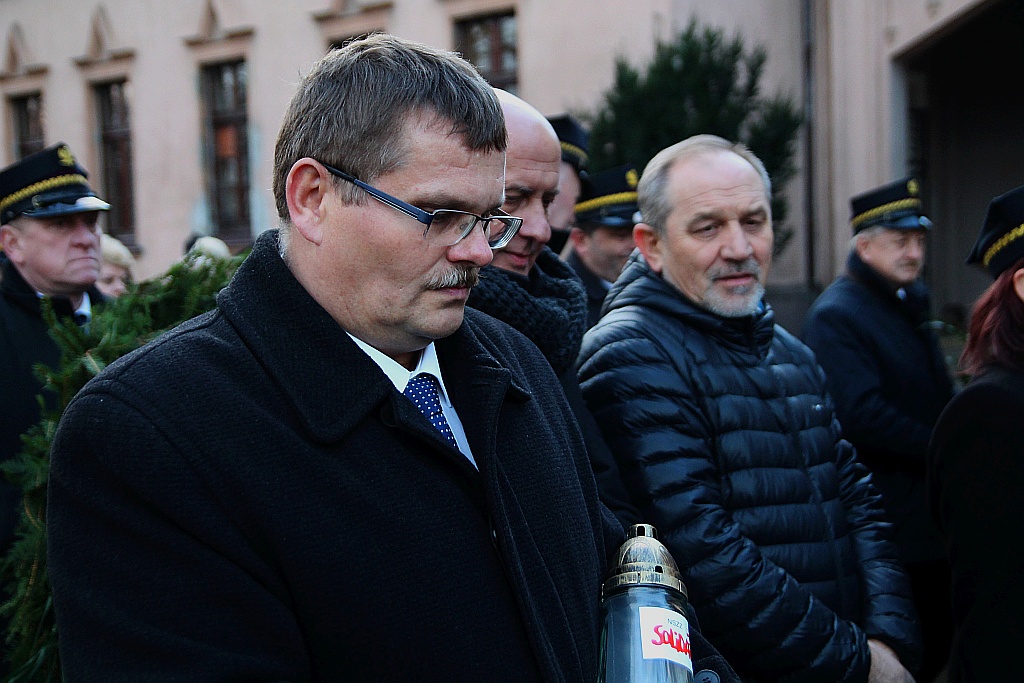 Blisko tysiąc osób przyszło pożegnać Marka Podskalnego