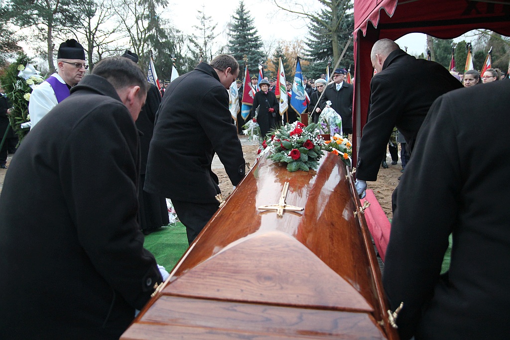 Blisko tysiąc osób przyszło pożegnać Marka Podskalnego
