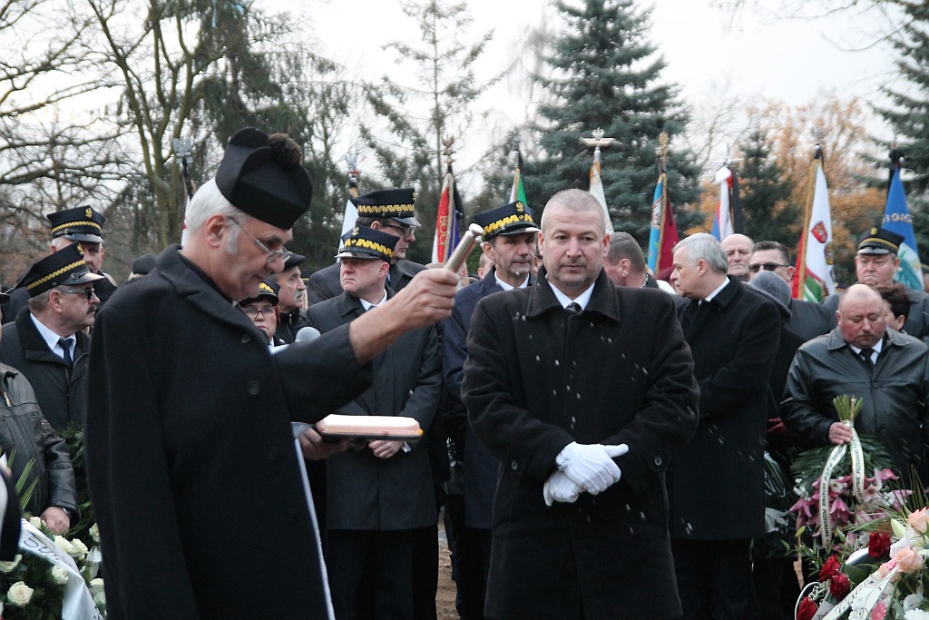 Blisko tysiąc osób przyszło pożegnać Marka Podskalnego