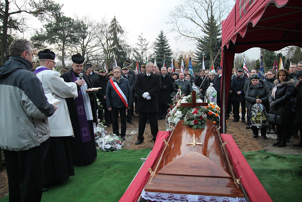 Blisko tysiąc osób przyszło pożegnać Marka Podskalnego