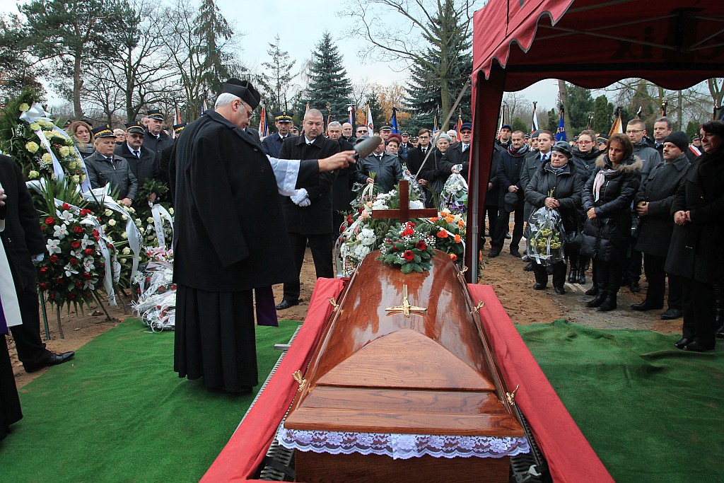 Blisko tysiąc osób przyszło pożegnać Marka Podskalnego
