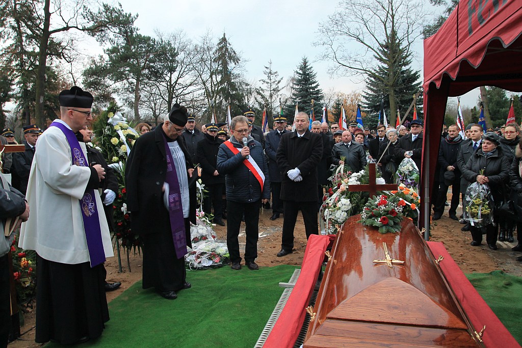Blisko tysiąc osób przyszło pożegnać Marka Podskalnego