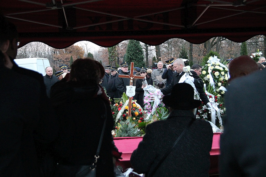 Blisko tysiąc osób przyszło pożegnać Marka Podskalnego