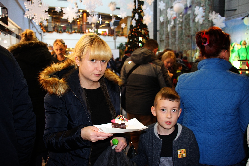 W Galerii Piastów Mikołajki i promocja książki Przygody Julka