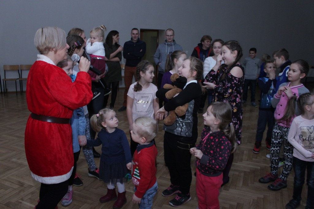 Sanie ze Świętym Mikołajem już zajechały do gminy Kunice