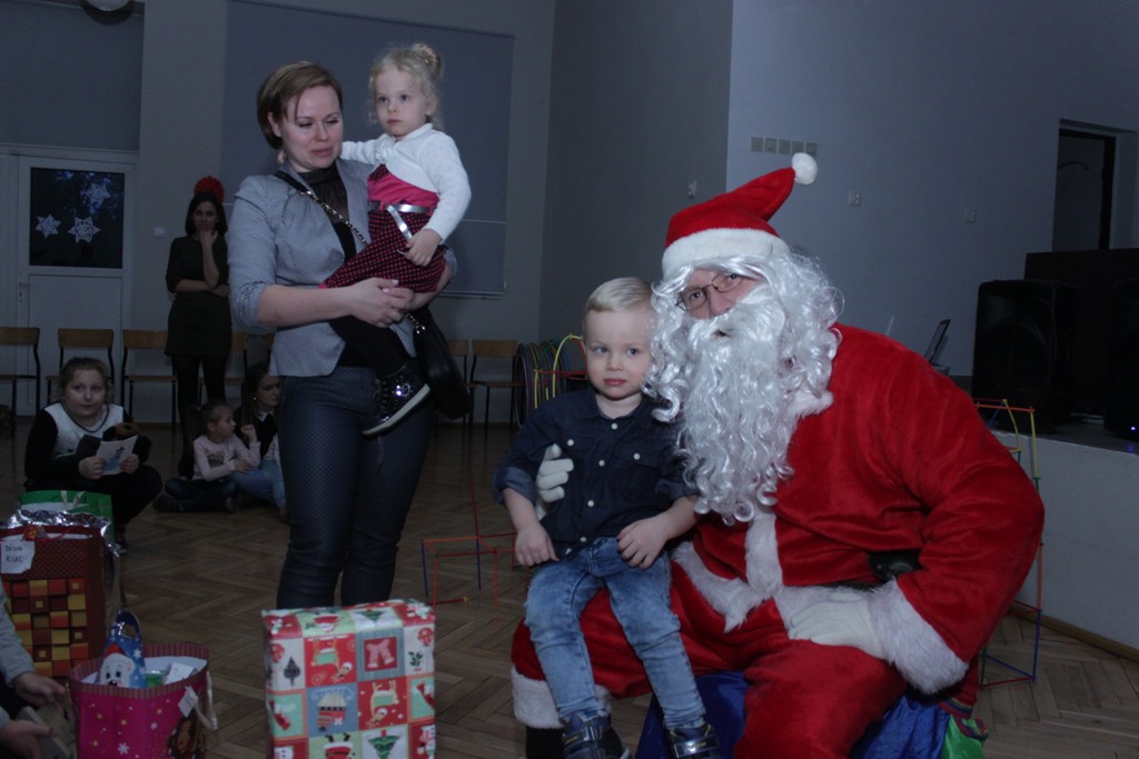 Sanie ze Świętym Mikołajem już zajechały do gminy Kunice