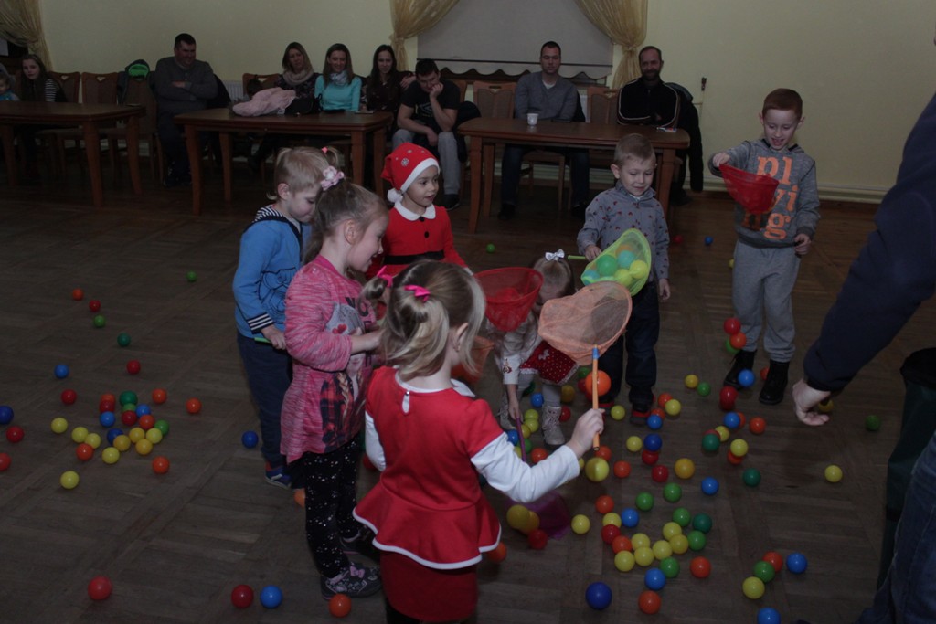 Sanie ze Świętym Mikołajem już zajechały do gminy Kunice