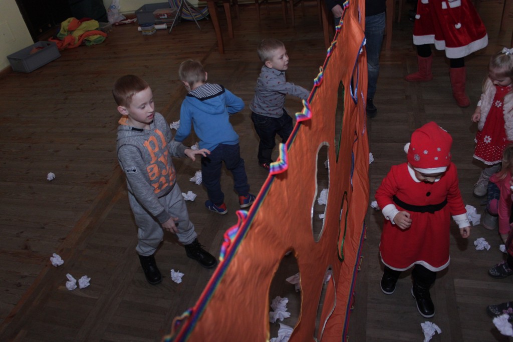 Sanie ze Świętym Mikołajem już zajechały do gminy Kunice