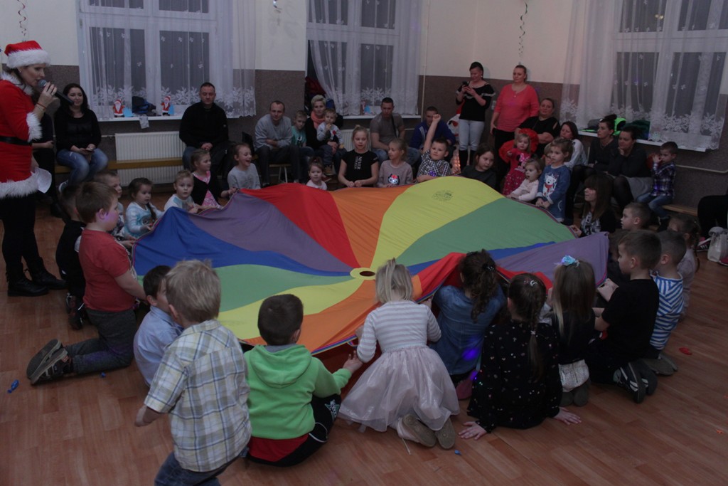 Sanie ze Świętym Mikołajem już zajechały do gminy Kunice