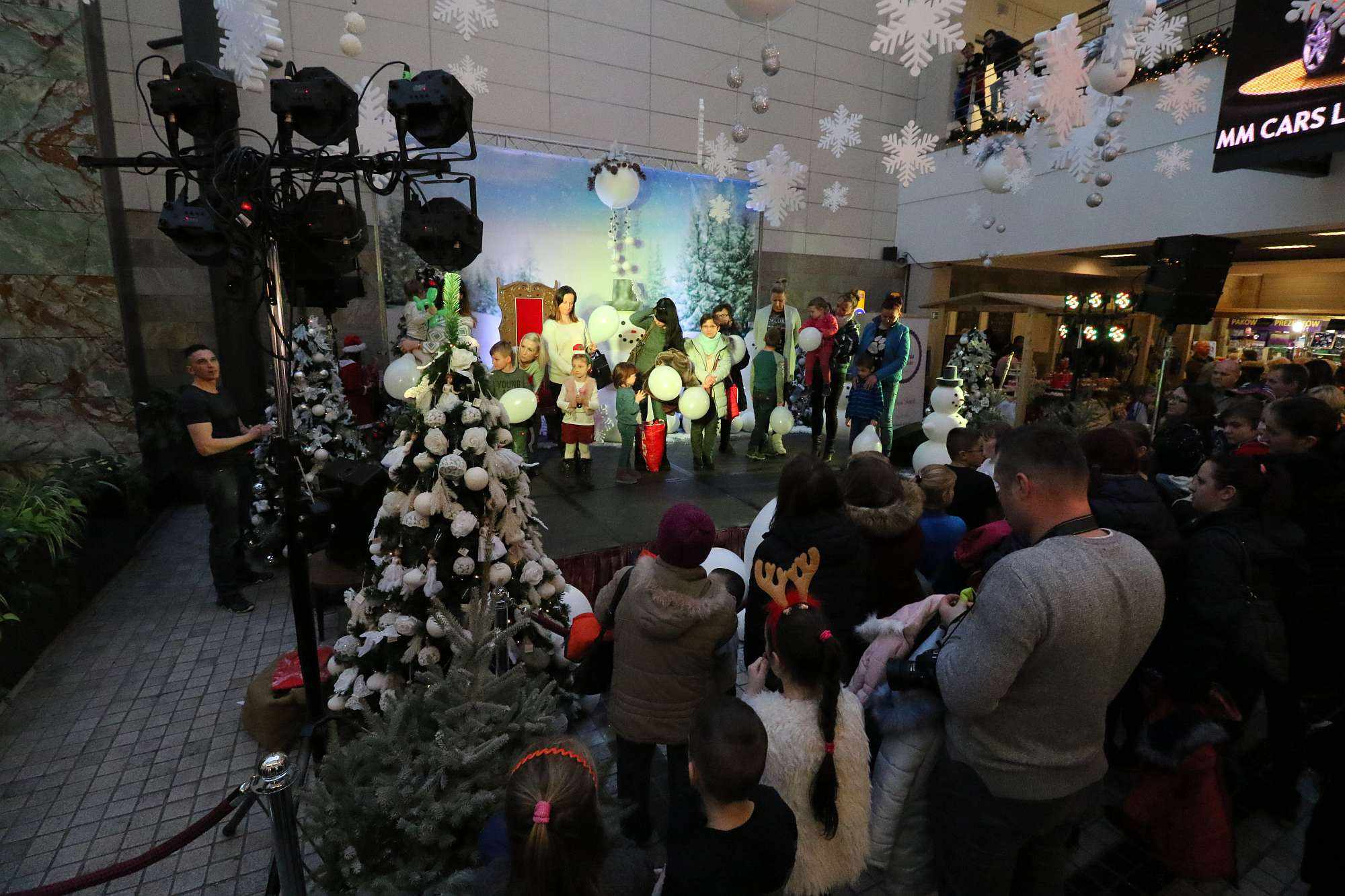 Było słodko, było wesoło - dzieci opanowały Galerię Piastów