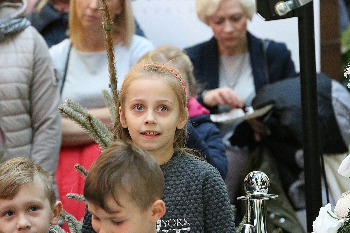 Było słodko, było wesoło - dzieci opanowały Galerię Piastów