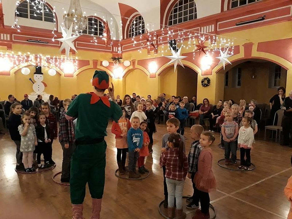 Święty Mikołaj zaczął swoją wizytę w gminie Legnickie Pole
