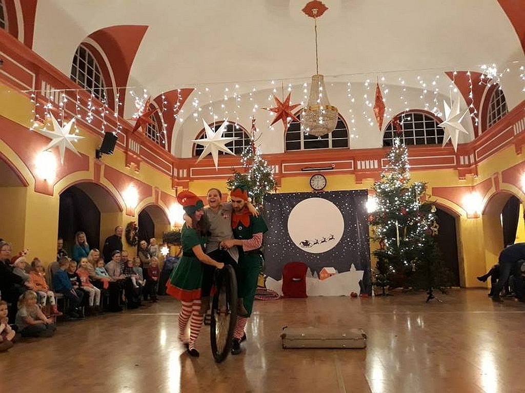 Święty Mikołaj zaczął swoją wizytę w gminie Legnickie Pole