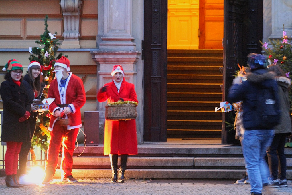 Święty Mikołaj w I Liceum Ogólnokształcącym w Legnicy 
