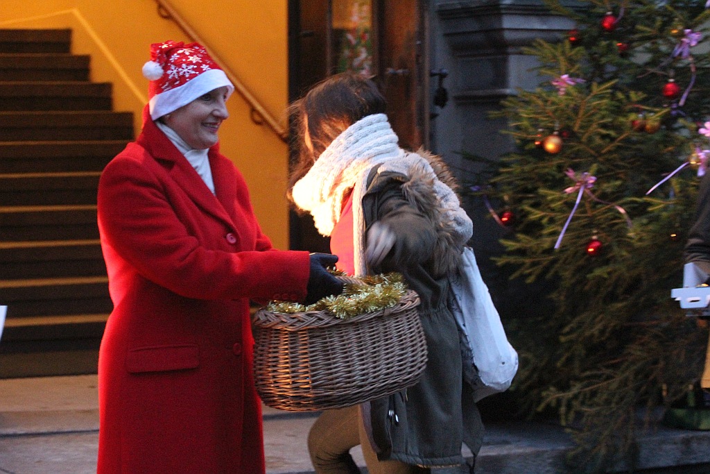 Święty Mikołaj w I Liceum Ogólnokształcącym w Legnicy 

