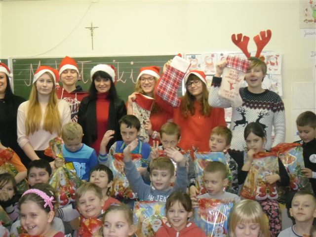 Mikołajkowe czytanie dzieciom w Szkole Podstawowej nr 1