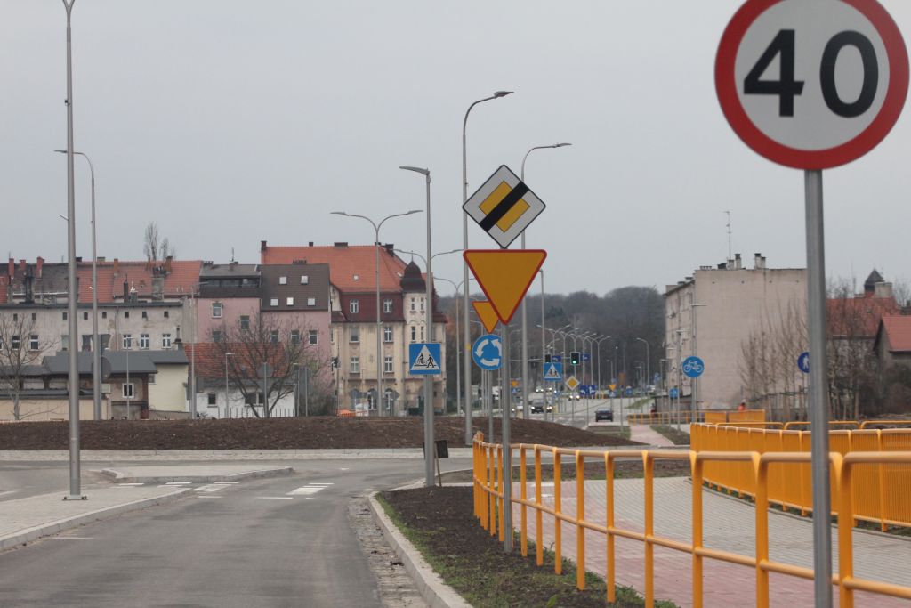 Zbiorcza droga południowa przejezdna przed otwarciem