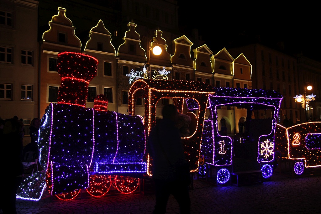 Iluminacje w mieście rozbłysły to znak, że święta już blisko