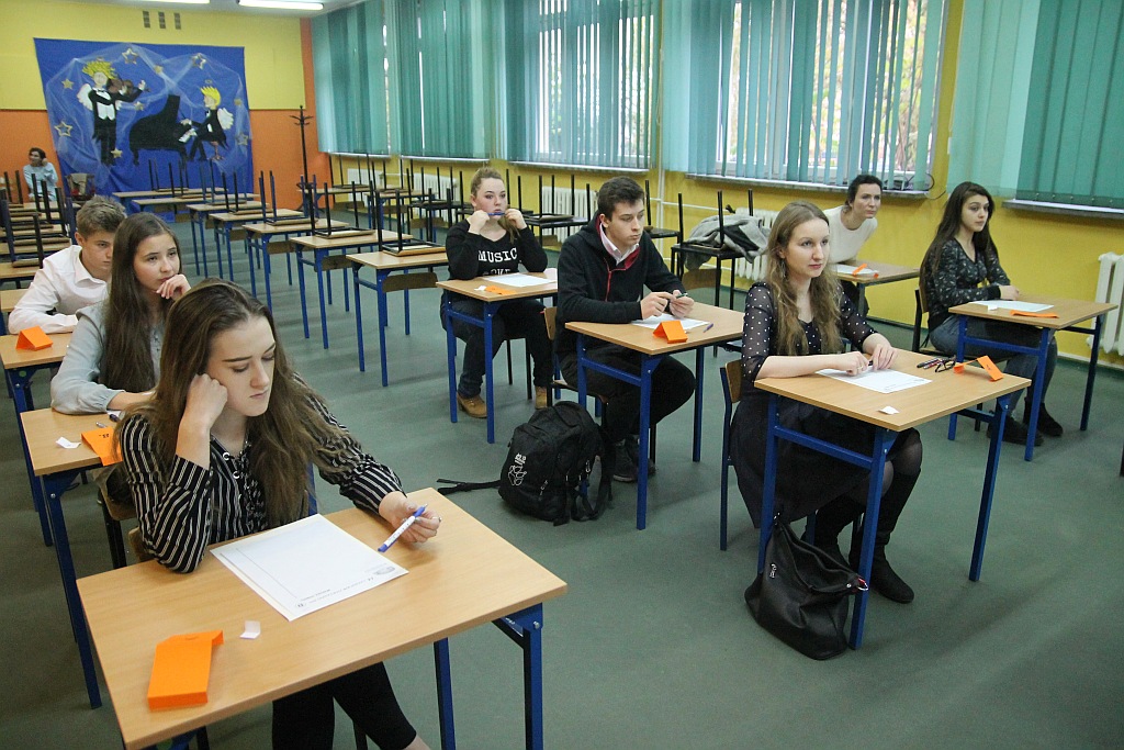 W Szkole Podstawowej nr 16 odbyło się Dyktando Legnickie