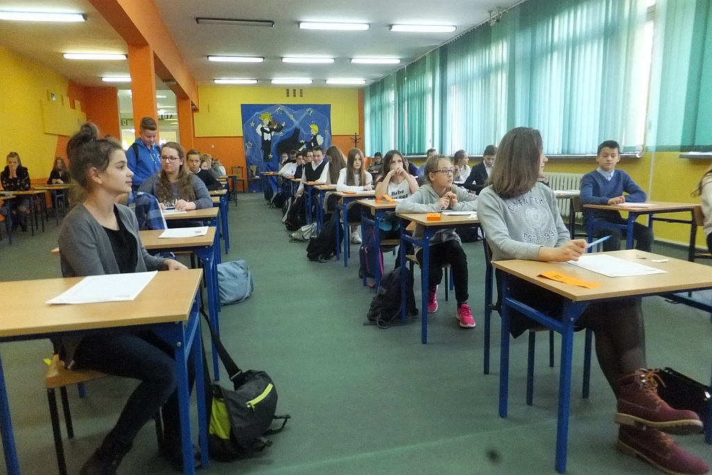 W Szkole Podstawowej nr 16 odbyło się Dyktando Legnickie