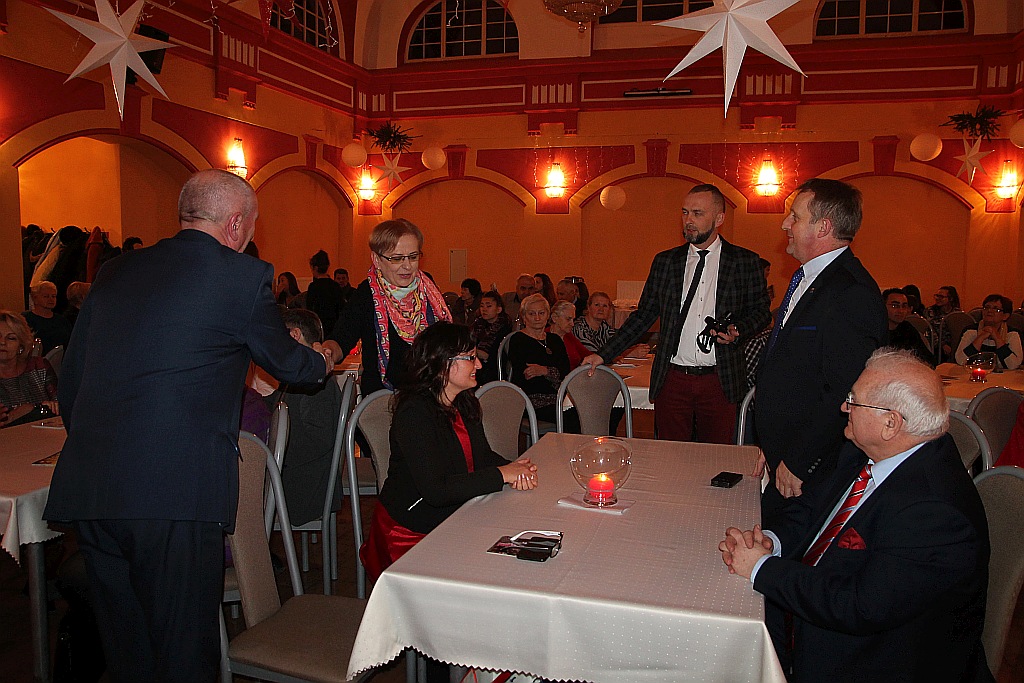 Anna Jurksztowicz i Krzesimir Dębski w Legnickim Polu