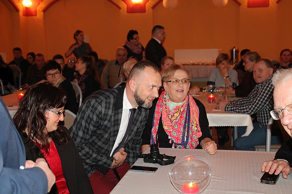 Anna Jurksztowicz i Krzesimir Dębski w Legnickim Polu