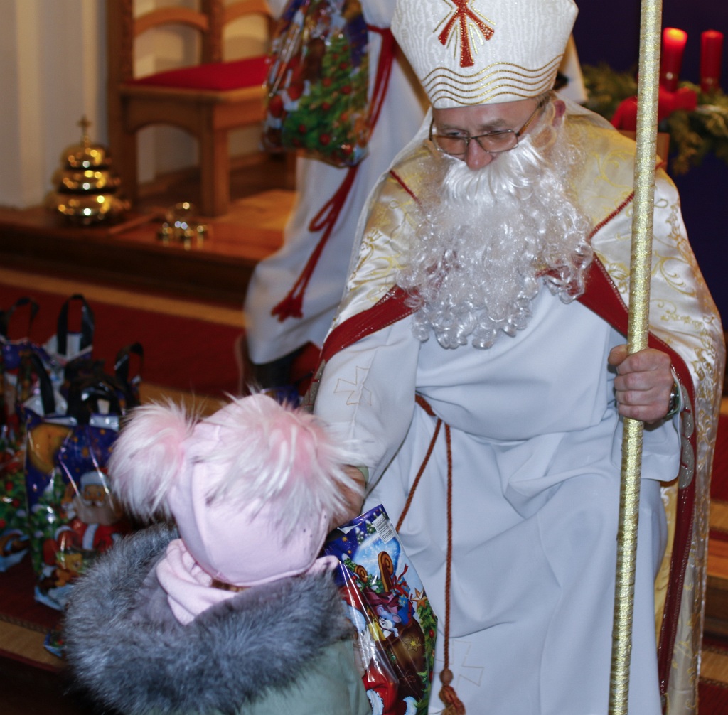 Dzieci z gminy Miłkowice gościły u siebie Świętego Mikołaja