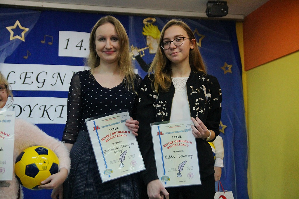 W Szkole Podstawowej nr 16 odbyło się Dyktando Legnickie